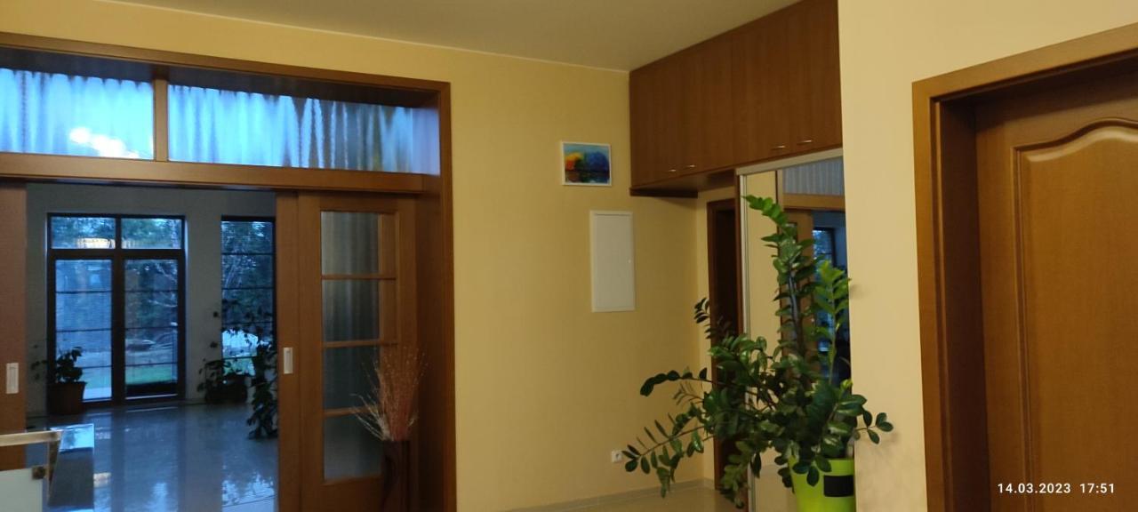 Villa Homestay Nad Helmrovkou Прага Экстерьер фото