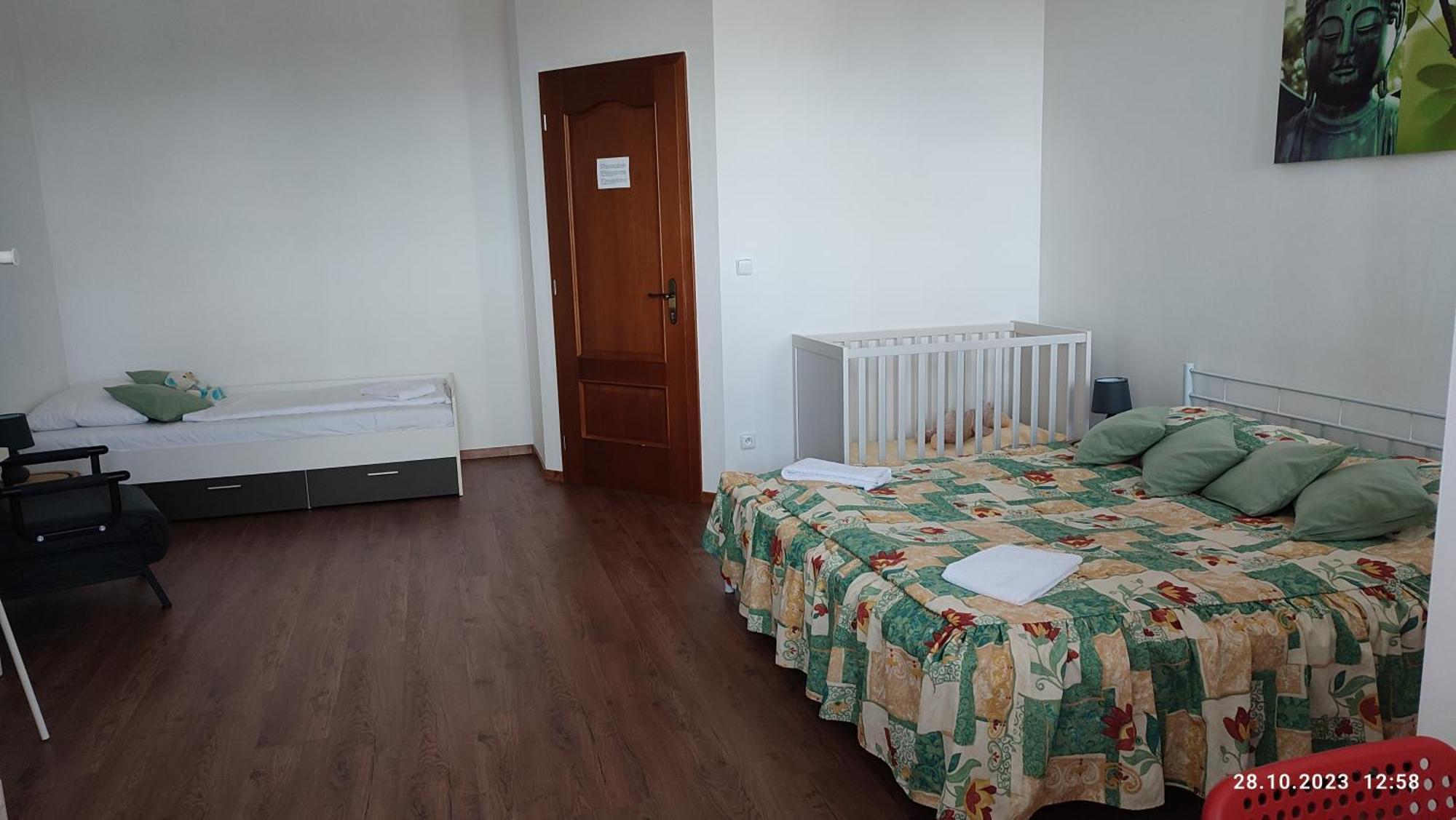 Villa Homestay Nad Helmrovkou Прага Экстерьер фото